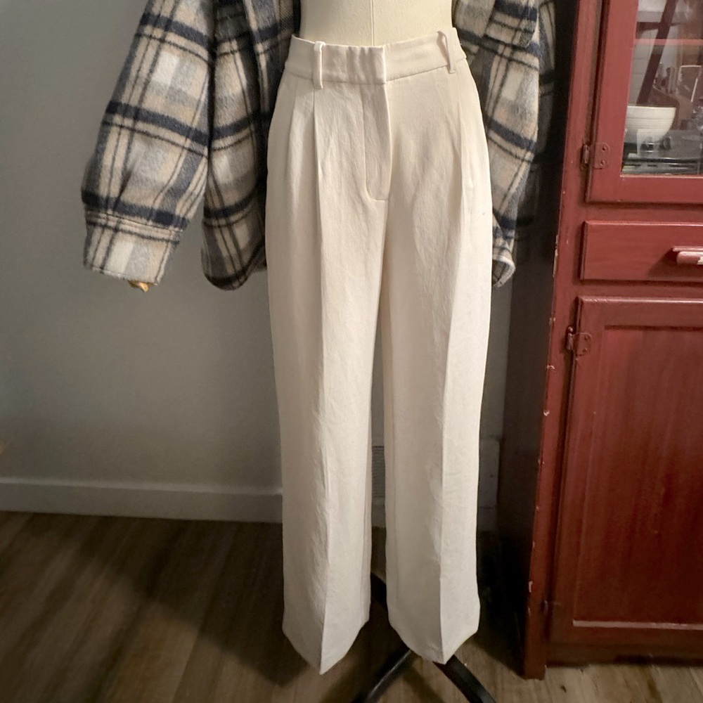 Wilfred Creme Dress Pants